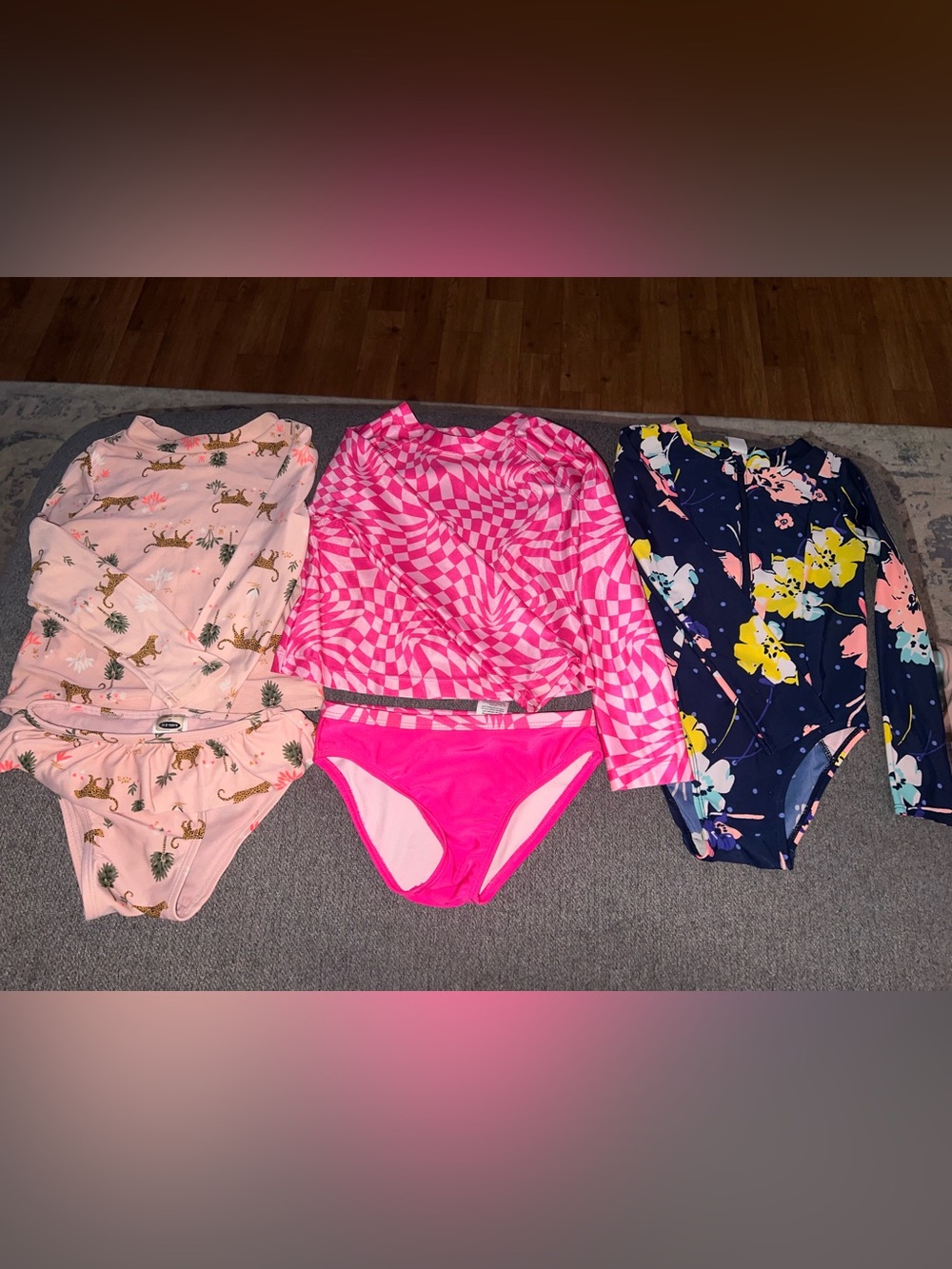 Old Navy Pink Geo-Print Long-Sleeve Rash Guard Two-Piece Swim Set